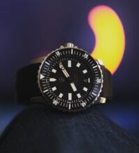 1668793