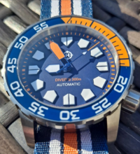 instagram-compca18awur5pq_1